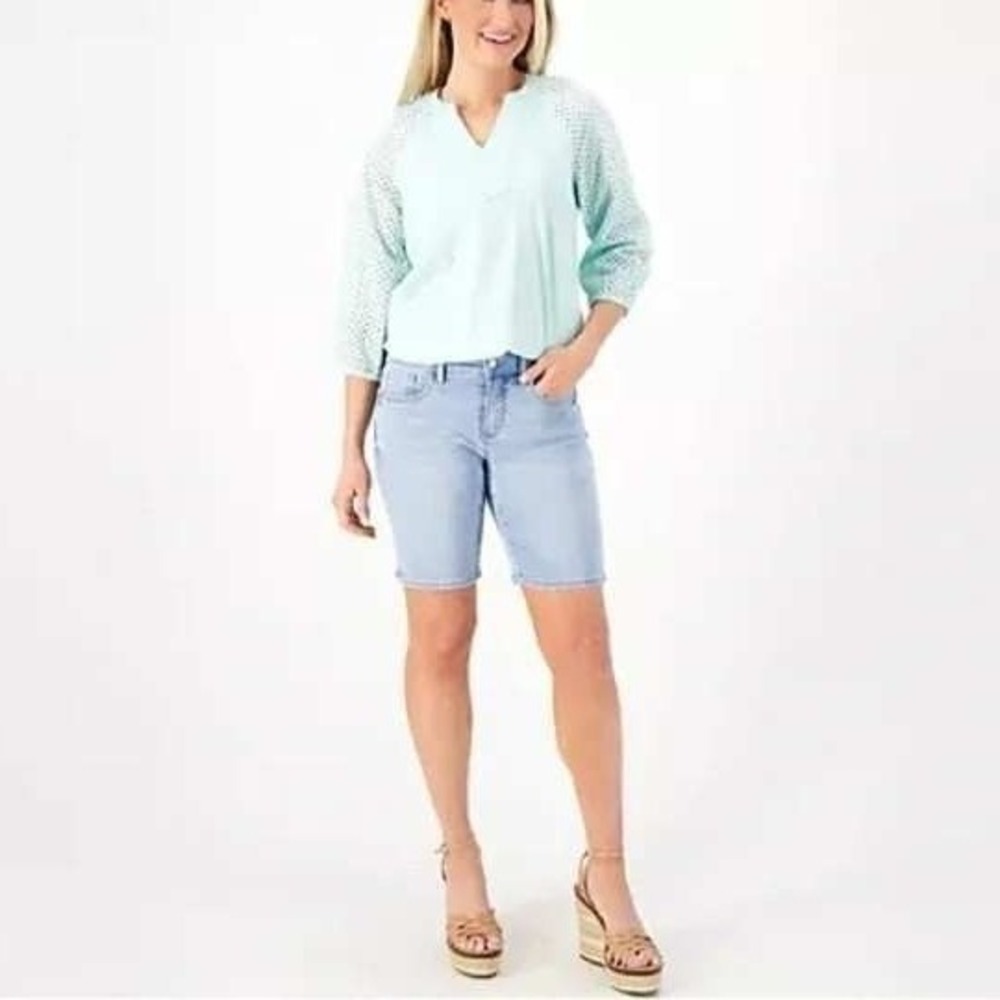 NYDJ Bermuda Shorts Denim‎ Jean Shorts Light Wash Stretch Size 8P/w31"  #7205